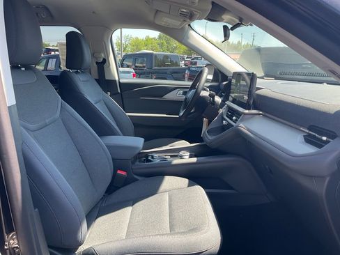 New 2026 Ford Explorer Active RWD image 12