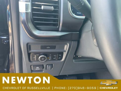 Used 2026 Ford F150 Platinum AWD/4WD image 7