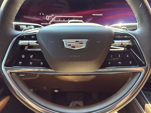 Used 2026 Cadillac Escalade Luxury w/ Touring Package AWD/4WD image 15