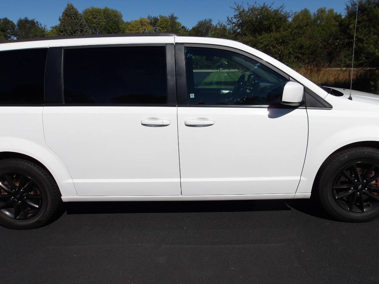Used 2019 Dodge Grand Caravan GT FWD image 33