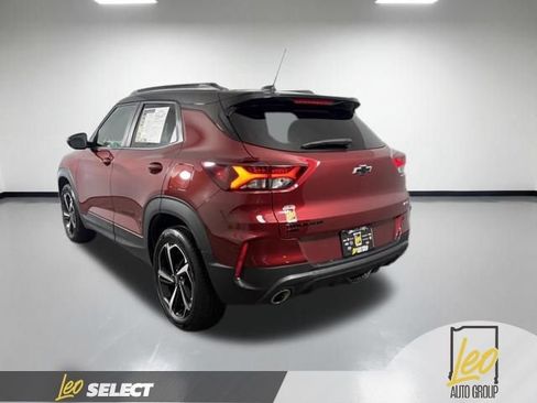 Used 2023 Chevrolet TrailBlazer RS w/ Sun and Liftgate Package AWD/4WD image 4