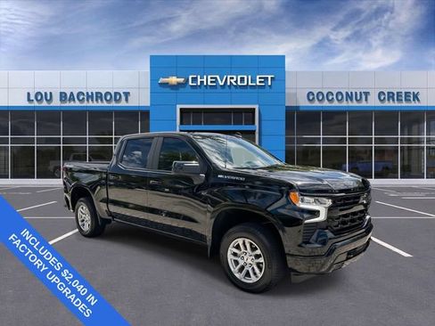 Used 2025 Chevrolet Silverado 1500 RST AWD/4WD image 2