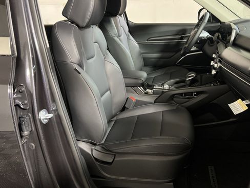 New 2025 Kia Telluride S image 27