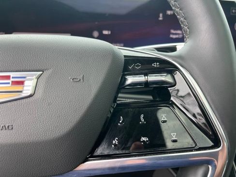 Used 2025 Cadillac Escalade Premium Luxury w/ Touring Package RWD image 22
