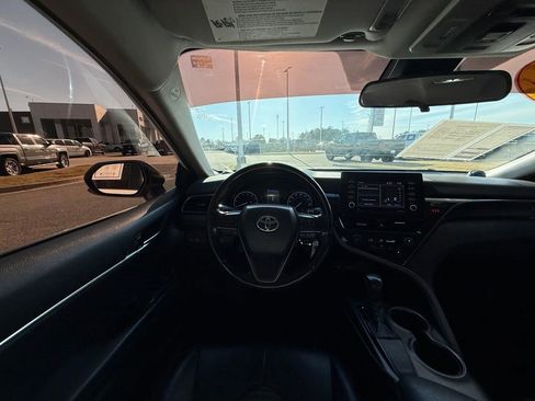 Used 2021 Toyota Camry SE image 13