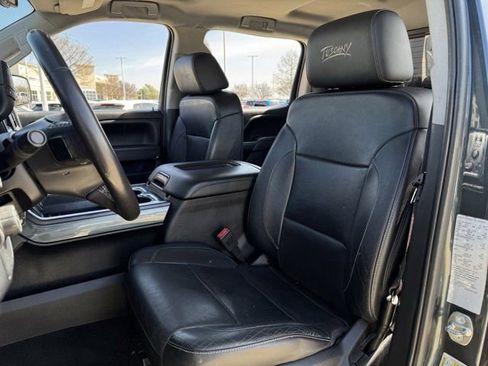 Used 2017 Chevrolet Silverado 1500 LTZ Z71 w/ LTZ Plus Package image 26