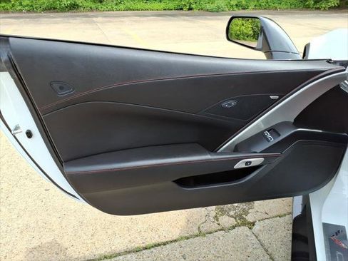 Used 2016 Chevrolet Corvette Z06 RWD image 16