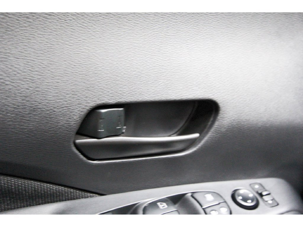 Certified 2025 Nissan Kicks Play S FWD image 20