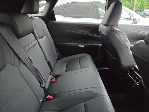 Used 2025 Lexus RX 350 Premium w/ Accessory Package (Z1) FWD image 4