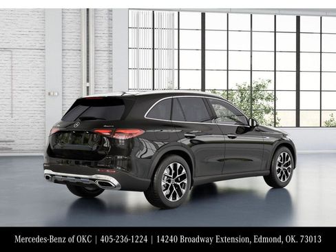 Used 2026 Mercedes-Benz GLC 350e 4MATIC image 21