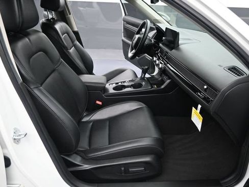 Used 2024 Honda Civic Touring image 14