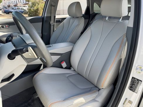 Used 2022 Hyundai Nexo Blue image 16