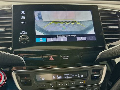 Used 2021 Honda Passport Touring image 13