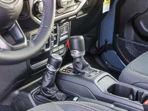 New 2026 Jeep Gladiator Sport AWD/4WD image 21