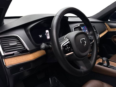 Used 2023 Volvo XC90 B6 Plus image 55