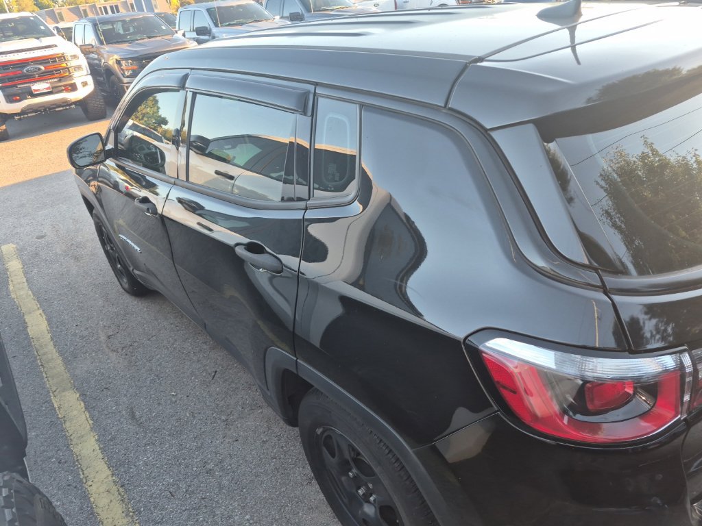 Used 2019 Jeep Compass Sport FWD image 12