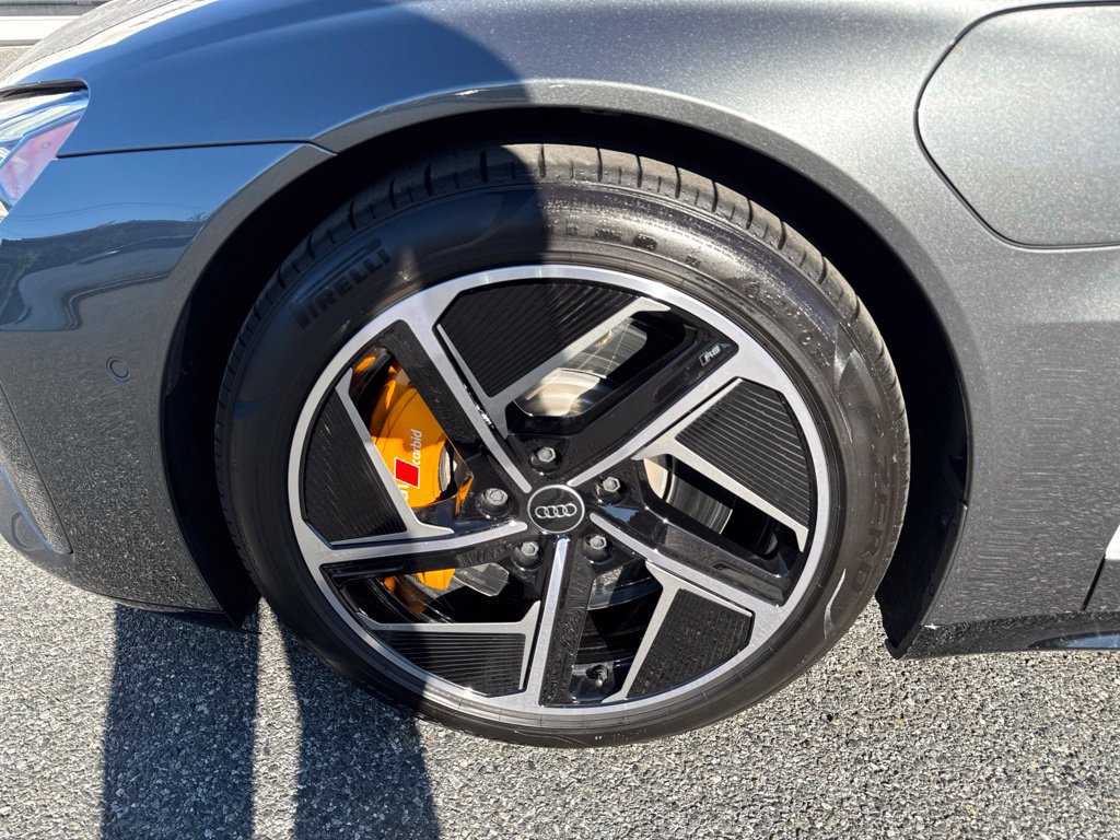 Used 2024 Audi RS e-tron GT w/ Carbon Performance Package AWD/4WD image 6