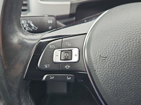 Used 2019 Volkswagen Atlas SE FWD image 23