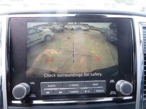 Used 2021 Nissan Titan SV w/ SV Convenience Package AWD/4WD image 24