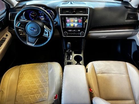 Used 2018 Subaru Outback 2.5i Limited image 6