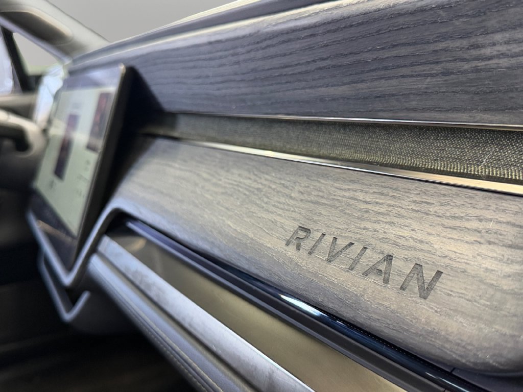 Used 2022 Rivian R1T Adventure AWD/4WD image 18