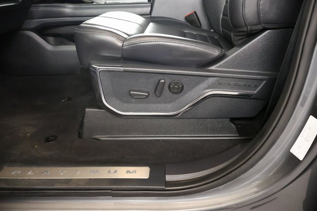 Used 2025 Ford F450 Platinum AWD/4WD image 12
