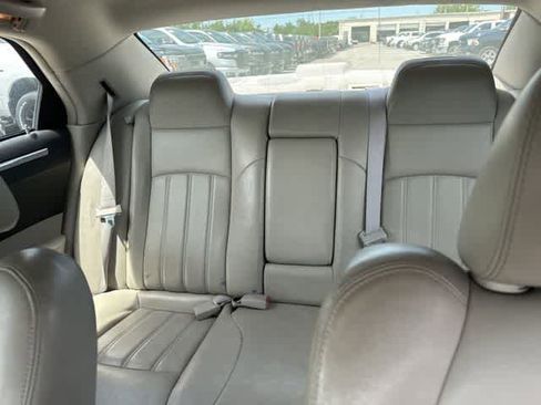 Used 2007 Chrysler 300 C RWD image 5