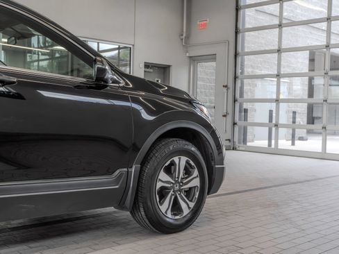 Used 2019 Honda CR-V LX image 30