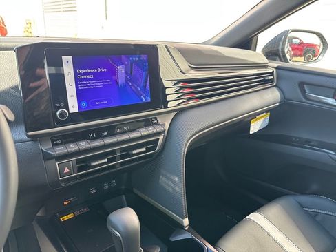 New 2026 Toyota Camry SE image 13