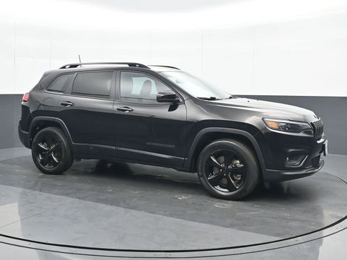 Used 2021 Jeep Cherokee Latitude Plus image 8