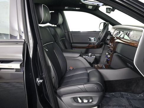 New 2026 Rolls-Royce Phantom Sedan RWD image 35