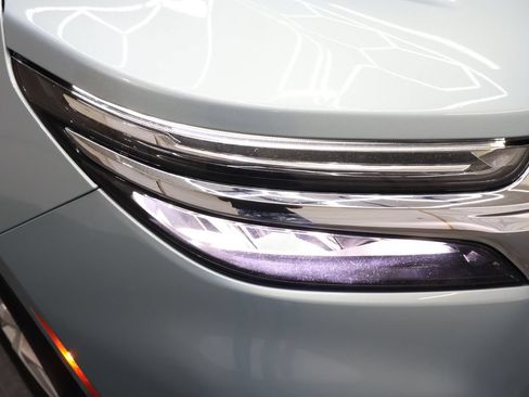 Used 2022 Chevrolet Equinox LT FWD image 28