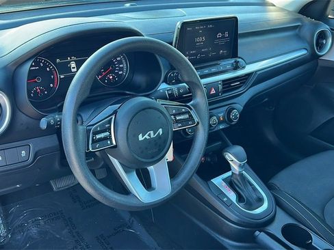 New 2024 Kia Forte LXS w/ LXS Technology Package image 7