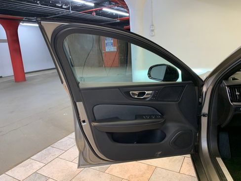 Used 2019 Volvo S60 T6 R-Design AWD/4WD image 15