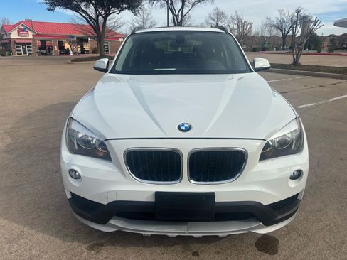 Used 2015 BMW X1 xDrive28i image 2