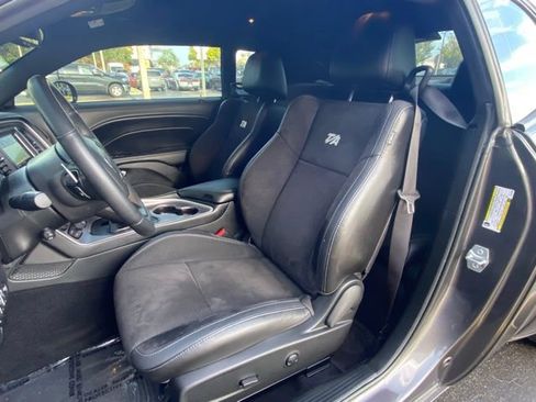 Used 2022 Dodge Challenger R/T Scat Pack RWD image 15