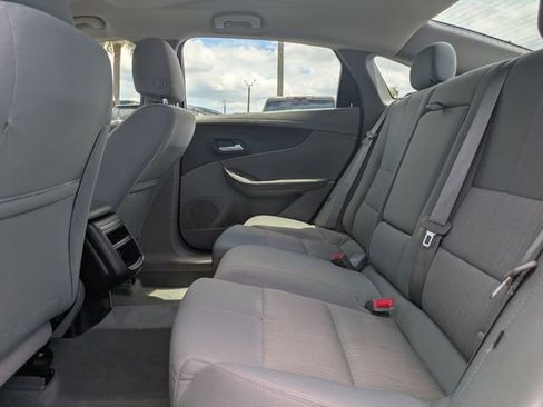 Used 2015 Chevrolet Impala LS w/ LS Convenience Package FWD image 16