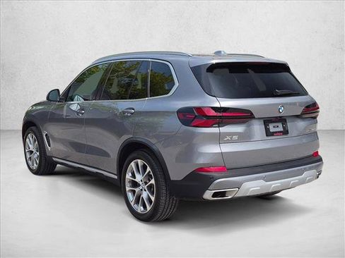 Certified 2026 BMW X5 xDrive40i w/ Climate Comfort Package AWD/4WD image 8