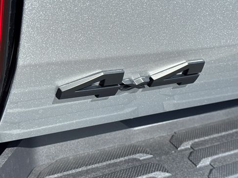 New 2026 Toyota Tundra Limited AWD/4WD image 14