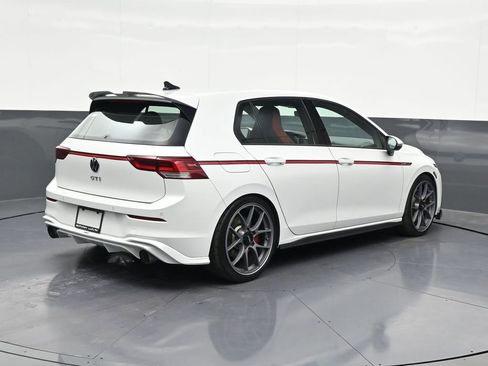 Used 2022 Volkswagen GTI S FWD image 5