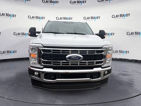 Used 2025 Ford F250 XLT w/ FX4 Off-Road Package AWD/4WD image 8