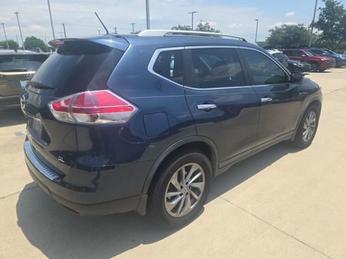 Used 2015 Nissan Rogue SL w/ SL Premium Package FWD image 3