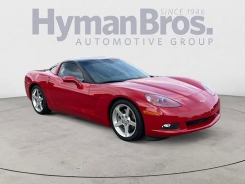 Used 2005 Chevrolet Corvette Coupe w/ Preferred Equipment Group image 1