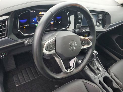 Used 2023 Volkswagen Jetta SE image 16