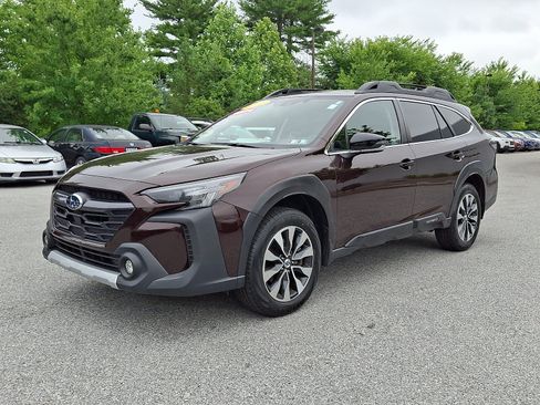 Certified 2024 Subaru Outback Limited AWD/4WD image 3