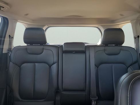 Used 2024 Jeep Grand Cherokee Limited image 41