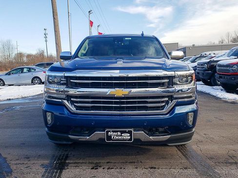 Used 2018 Chevrolet Silverado 1500 High Country w/ High Desert Package image 2