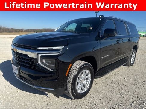 Used 2025 Chevrolet Suburban LS image 1