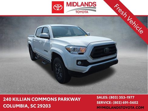 Used 2021 Toyota Tacoma SR5 RWD image 1