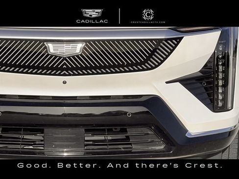 Used 2025 Cadillac Optiq Luxury 2 w/ LPO, Floor Liner Package AWD/4WD image 11